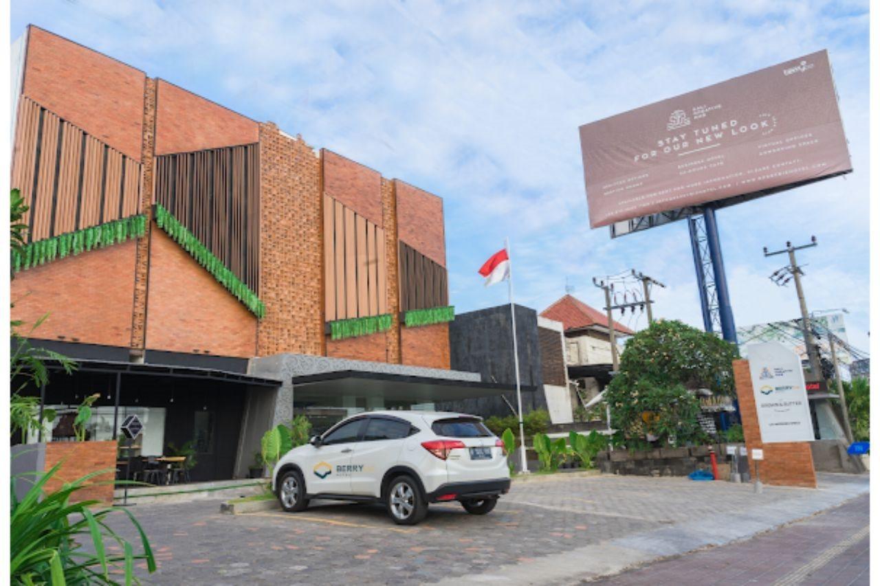 Berry Biz Hotel Seminyak  Ngoại thất bức ảnh