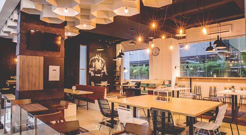 Berry Biz Hotel Seminyak  Ngoại thất bức ảnh
