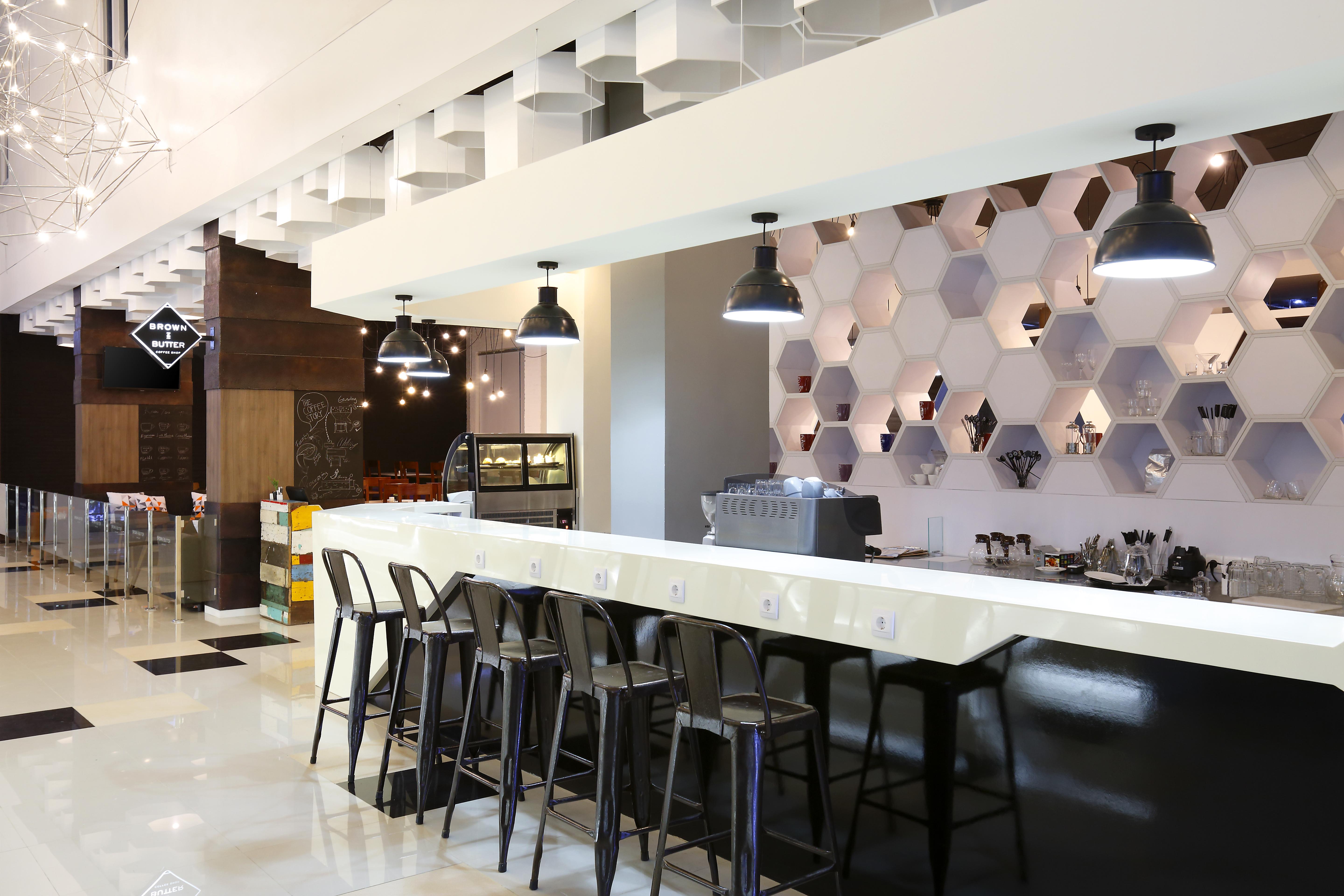 Berry Biz Hotel Seminyak  Ngoại thất bức ảnh